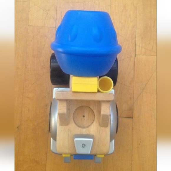 Vintage 2003 LITTLE TIKES Wooden Shape Mixer Truck Toy Complete - Picture 10 of 12